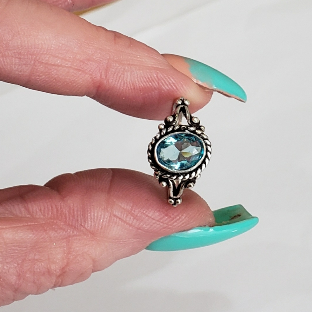 Blue topaz ring, 925 silver blue topaz ring, 925 blue topaz vintage ring - Picture 11 of 14